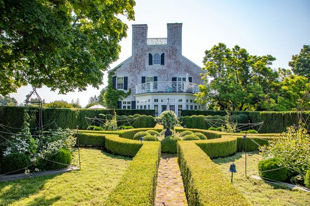 Backyard, Exterior, Facade, Queen Anne Victorian