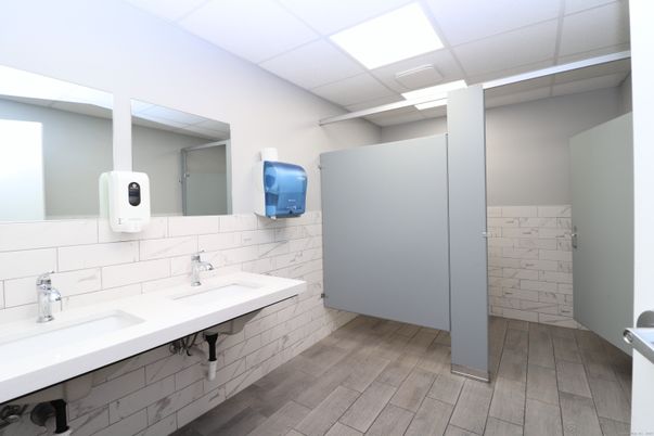 Bathroom, Dual Sink Vanities, Interior, Wood Texture Flooring