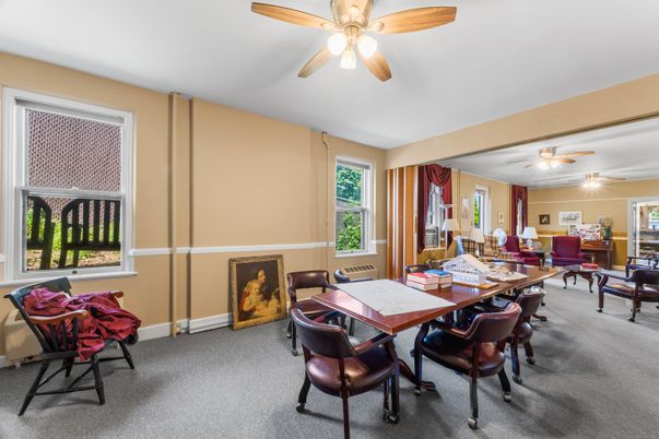 Dining room, Interior