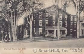 Exterior, Facade, Condo Building