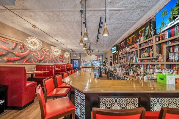 Interior, Pendant Lights, Wood Texture Flooring