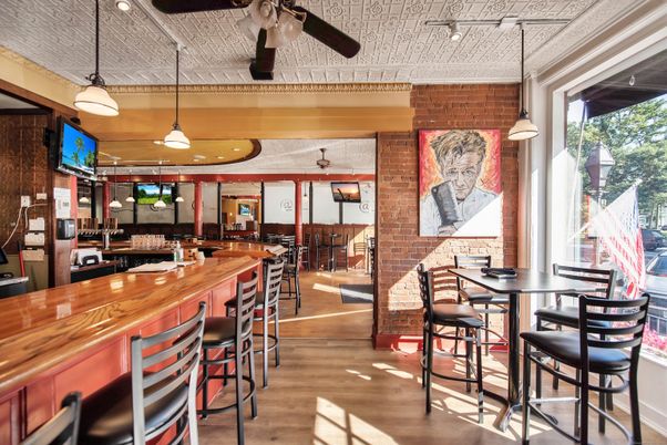 Dining room, Interior, Pendant Lights, Recessed Lighting, Stone Walls, Wood Texture Flooring