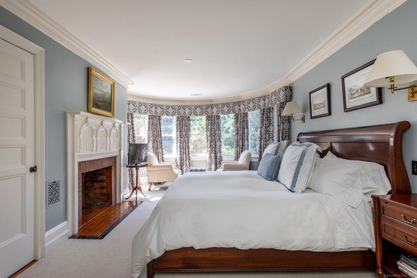 Bedroom, Fireplace, Interior, Recessed Lighting