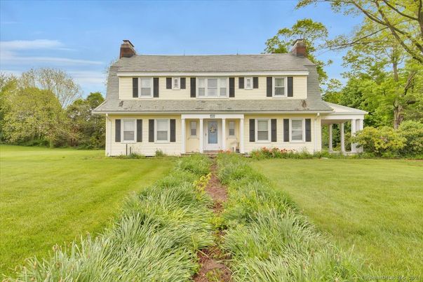 Backyard, Exterior, Facade, Georgian