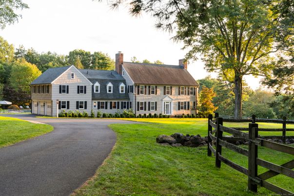 Backyard, Exterior, Facade, French Provincial