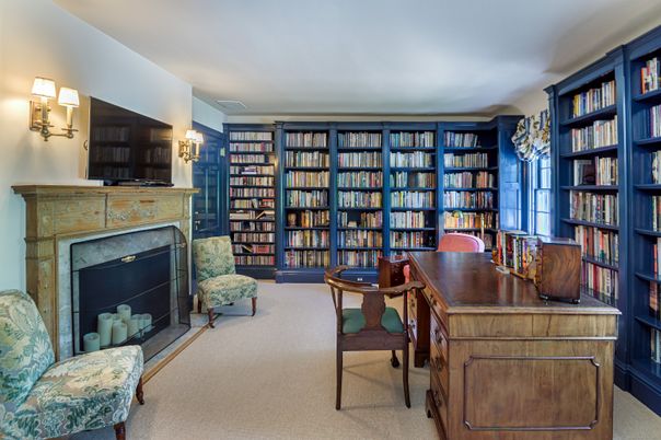 Fireplace, Home Office, Interior