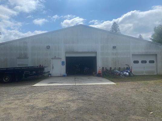Detached Garage, Exterior