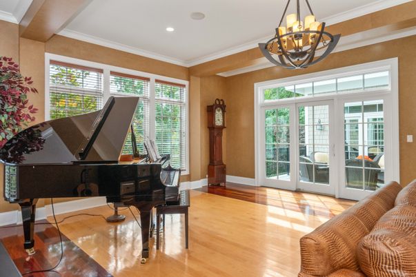 Chandelier, Interior, Piano, Recessed Lighting, Wood Texture Flooring