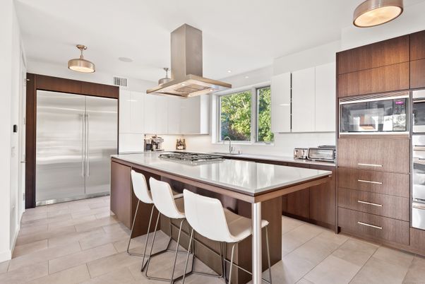 Interior, Kitchen, Stainless Steel Appliances, Wood Texture Flooring