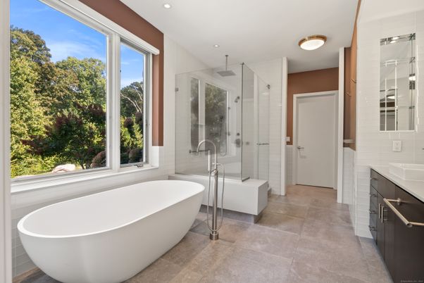 Bathroom, Free Standing Baths, Glass Shower, Interior, Recessed Lighting