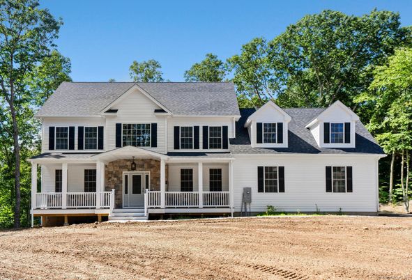 Exterior, Facade, Farmhouse