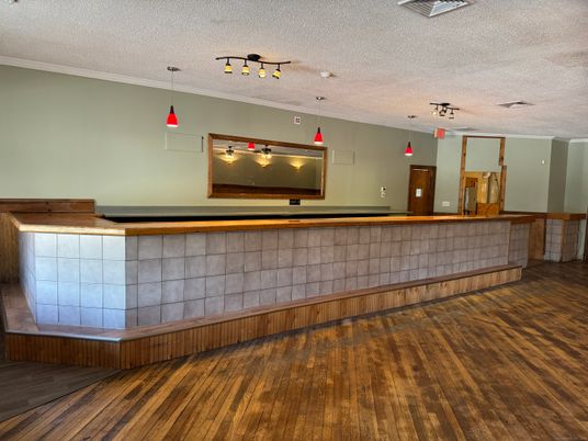 Interior, Pendant Lights, Wood Texture Flooring