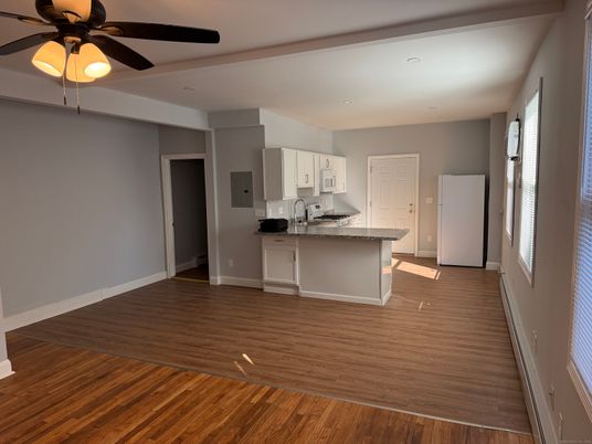 Interior, Kitchen, Recessed Lighting, Wood Texture Flooring