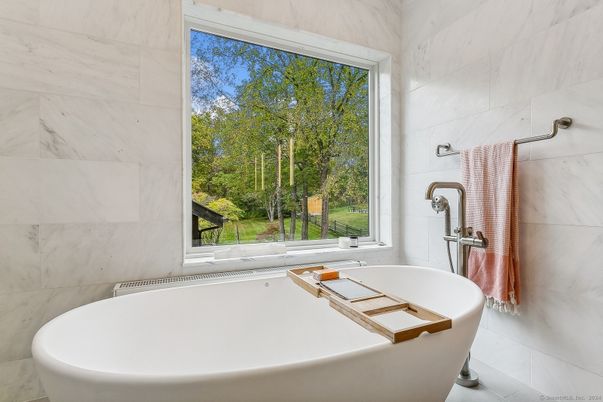 Bathroom, Free Standing Baths, Interior, Marble Walls