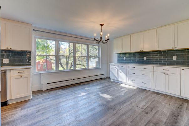 Chandelier, Interior, Kitchen, Wood Texture Flooring