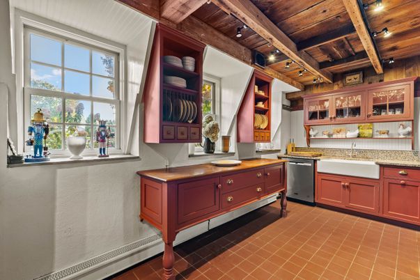 Interior, Kitchen, Stainless Steel Appliances, Wooden Beams, Wooden Ceilings