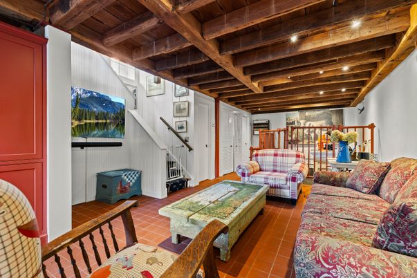 Interior, Living room, Recessed Lighting, Wooden Beams, Wooden Ceilings