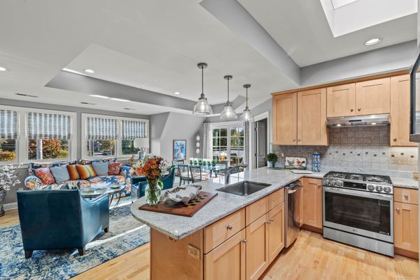 Interior, Kitchen, Living room, Pendant Lights, Recessed Lighting, Stainless Steel Appliances, Wood Texture Flooring