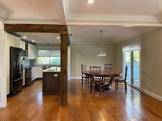 Dining room, Interior, Kitchen, Pendant Lights, Recessed Lighting, Wood Texture Flooring