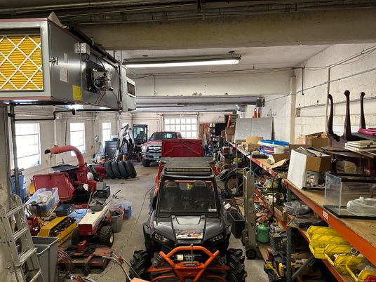 Garage, Interior