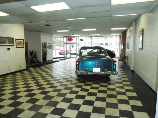 Garage, Interior, Recessed Lighting