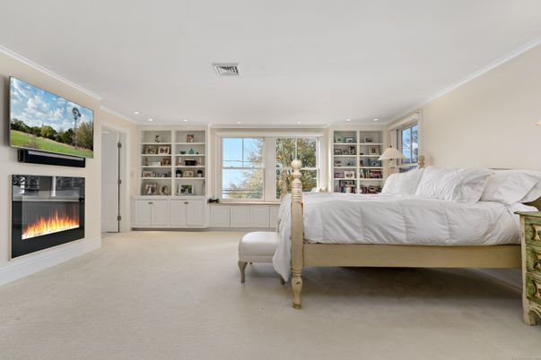 Bedroom, Fireplace, Interior, Recessed Lighting