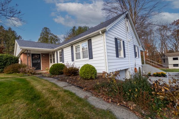 Exterior, Facade, Brick Facade, Cape Cod