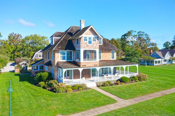 Backyard, Exterior, Facade, Queen Anne Victorian
