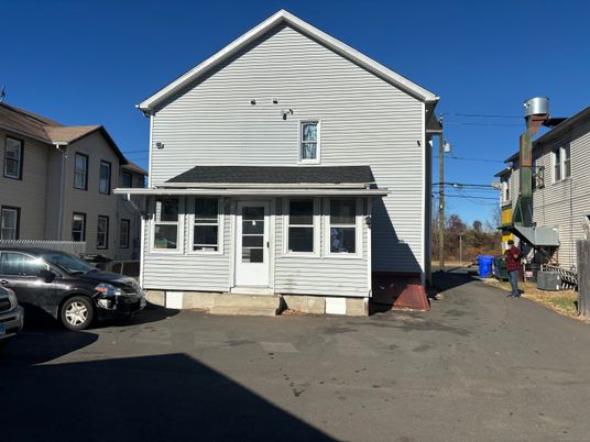 Exterior, Facade, Queen Anne Victorian