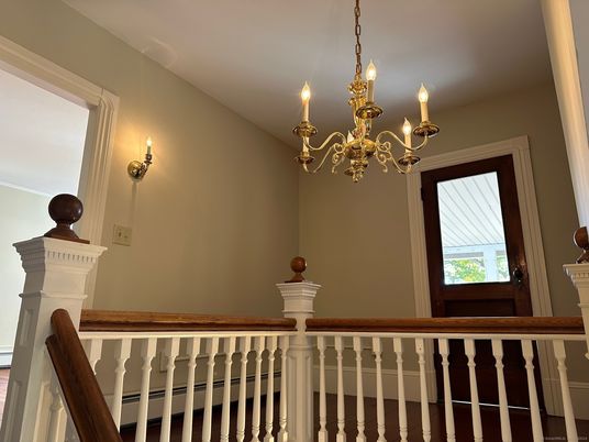 Chandelier, Interior