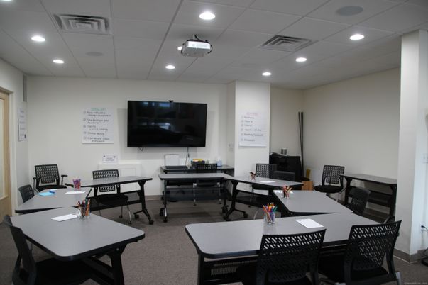 Dining room, Interior, Recessed Lighting
