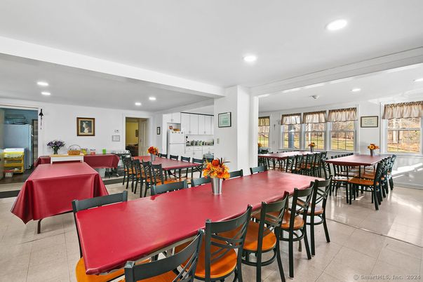 Dining room, Interior, Recessed Lighting