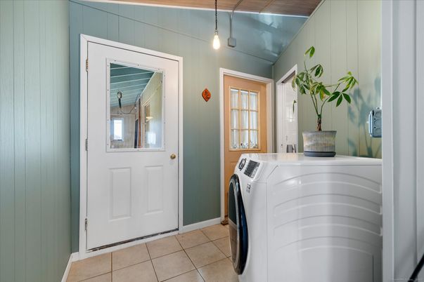 Interior, Pendant Lights, Washer