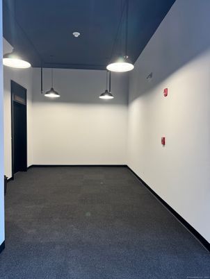 Empty room, Interior, Pendant Lights