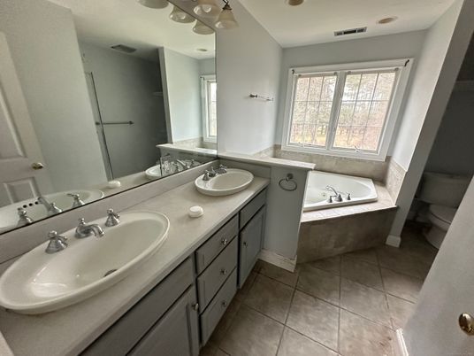 Bathroom, Dual Sink Vanities, Interior