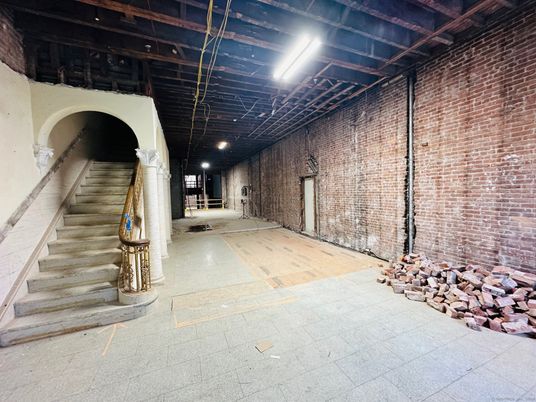 Interior, Recessed Lighting, Stone Walls