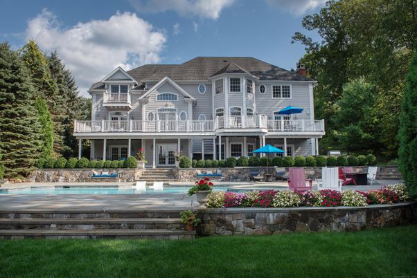 Exterior, Facade, Pool, Queen Anne Victorian