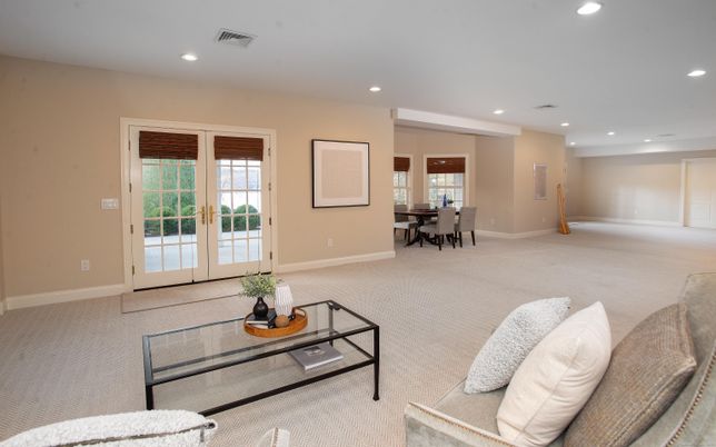 Dining room, Interior, Living room, Recessed Lighting