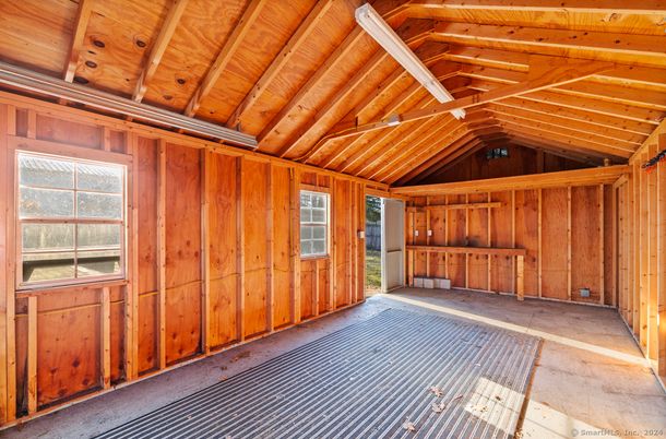 Empty room, Interior, Wooden Beams, Wooden Ceilings, Wooden Walls