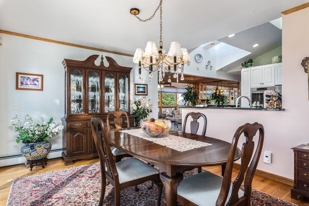 Chandelier, Dining room, Interior, Kitchen, Recessed Lighting, Wood Texture Flooring