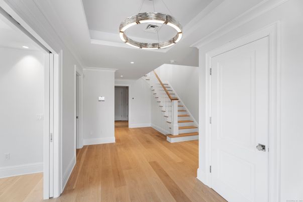 Interior, Pendant Lights, Recessed Lighting, Wood Texture Flooring