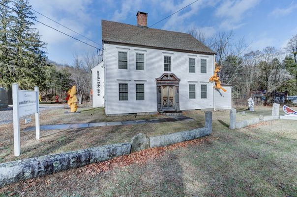 Backyard, Exterior, Facade, Georgian