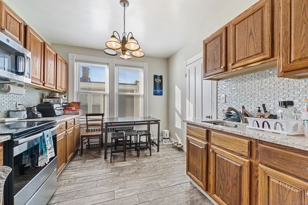 Chandelier, Dining room, Interior, Kitchen, Wood Texture Flooring