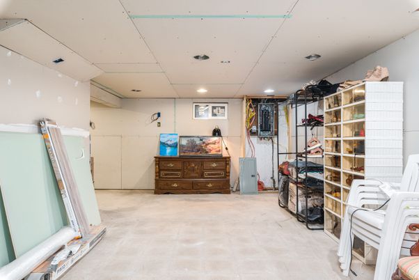 Interior, Recessed Lighting