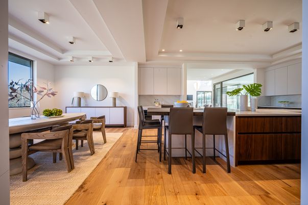 Dining room, Interior, Kitchen, Recessed Lighting, Wood Texture Flooring