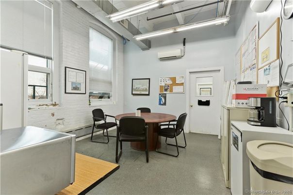 Dining room, Interior