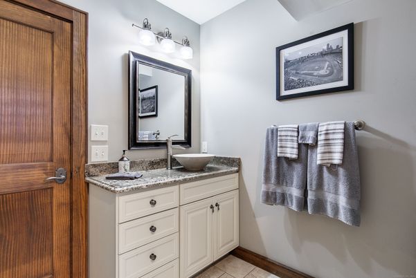Bathroom, Dual Sink Vanities, Interior