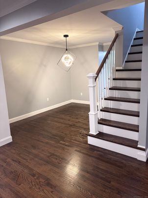 Empty room, Interior, Pendant Lights, Wood Texture Flooring