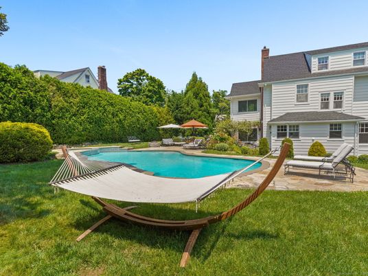 Backyard, Exterior, Pool