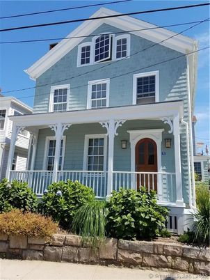 Exterior, Facade, Queen Anne Victorian